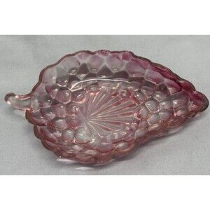 Vintage Anchor Hocking Grape Cluster Candy Mint Trinket Dish Translucent Purple
